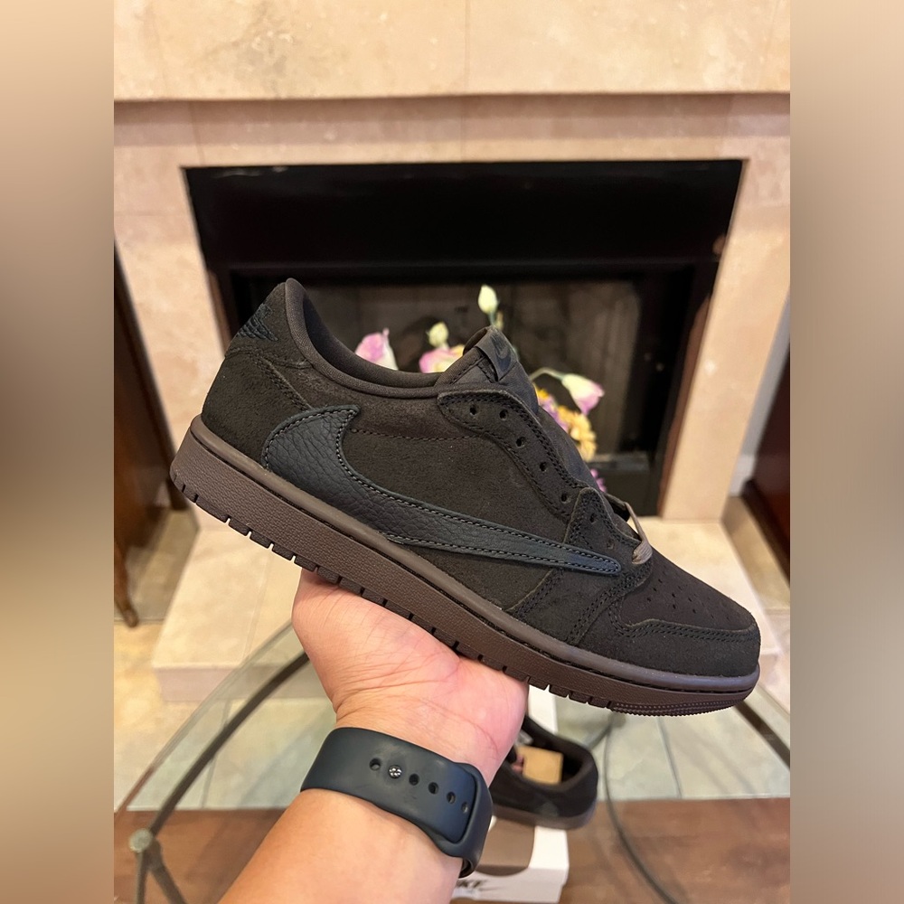 Travis Scott AJ1 Retro OG SP Low - Velvet Brown - Size 9M
